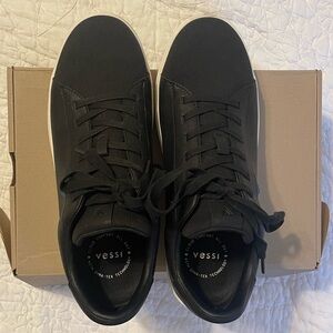 Vessi waterproof Soho sneaker women’s size 11